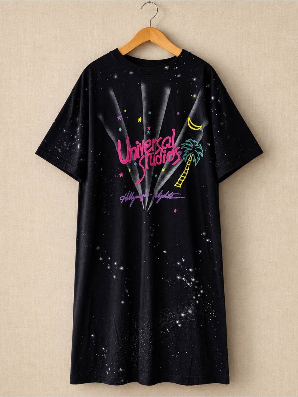 Vintage Universal Studios Hollywood Nights Puff Graphic Single Stitch T-Shirt Dr
